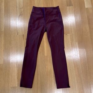Athleta maroon/burgundy size 4 Wander Slim Ankle pant